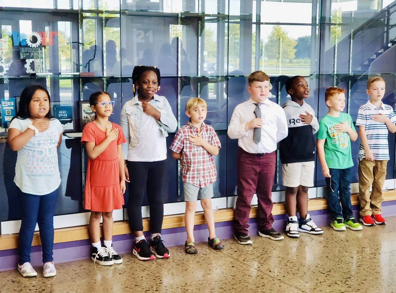 Students saying the Pledge of Allegiance 